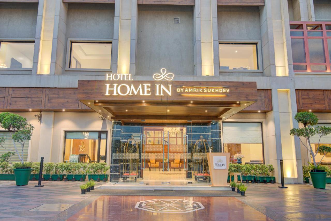 Hotel Home In By Amrik Sukhdev Sonipat Exterior foto