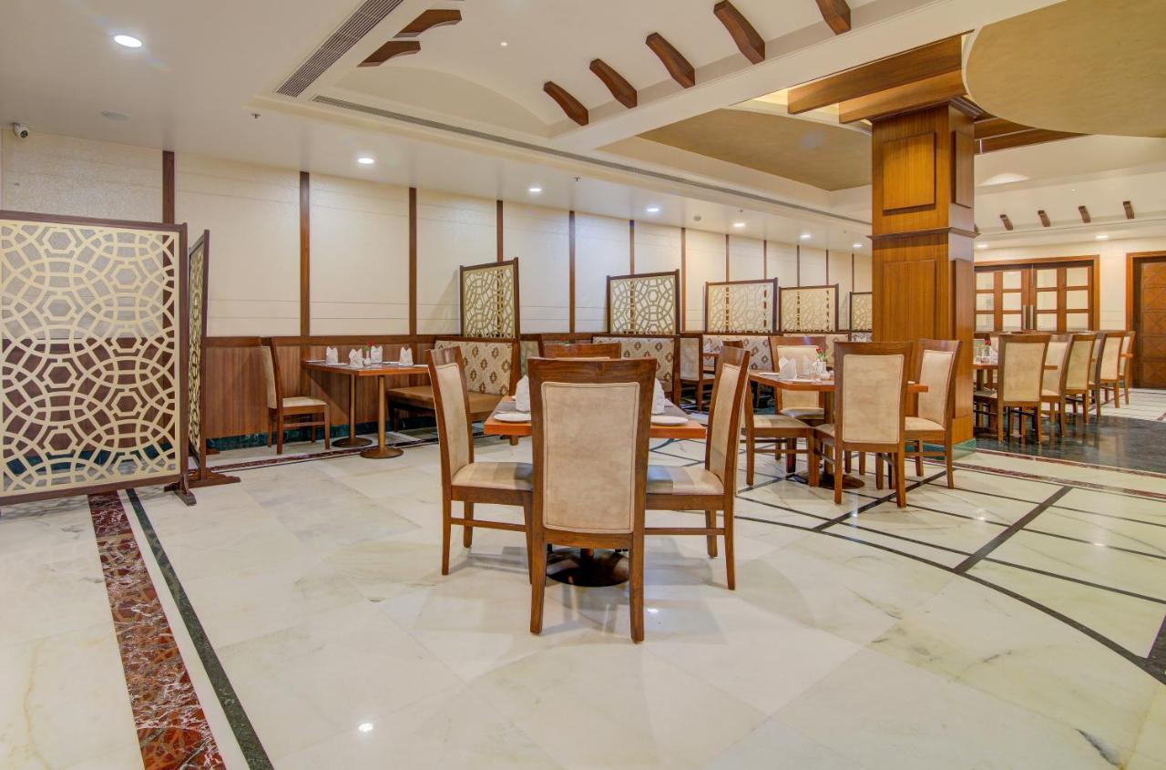 Hotel Home In By Amrik Sukhdev Sonipat Exterior foto